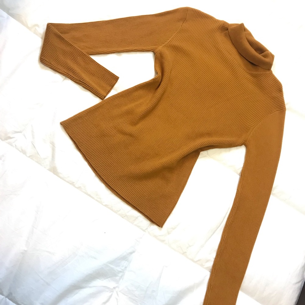 Mustard turtleneck